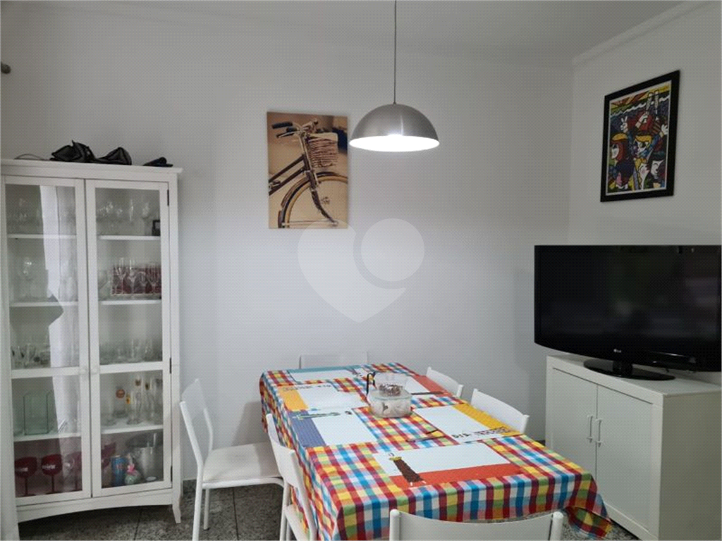 Lindo Sobrado em Condomínio