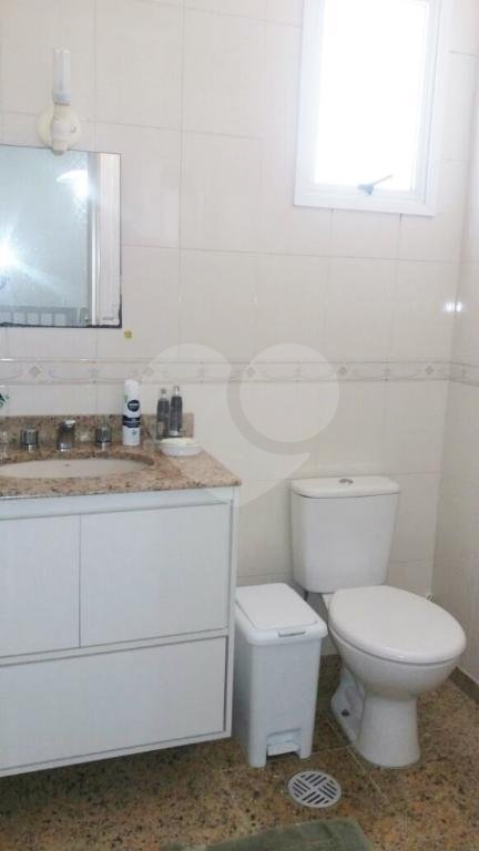 Lindo Sobrado em Condomínio