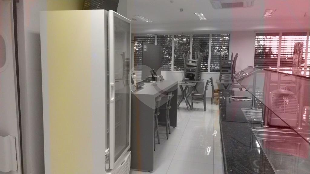 Restaurante montado, completo, a 1 quadra do metrô Parada Inglesa