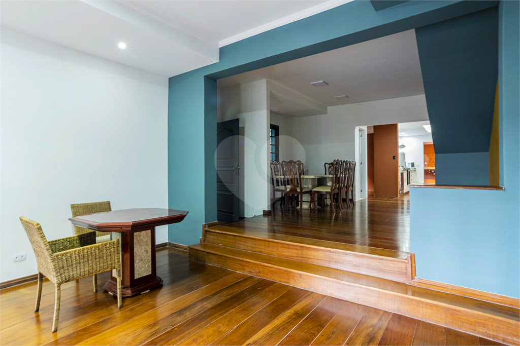 4 suítes em casa bacana na Vila Mariana. Para grandes famílias!!