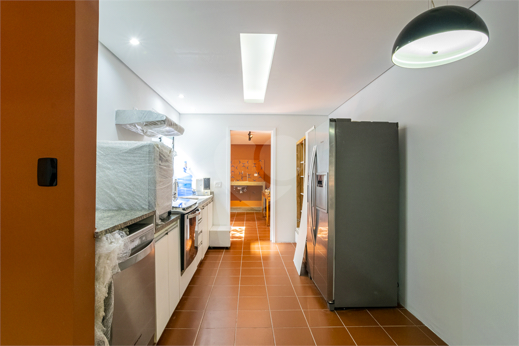 4 suítes em casa bacana na Vila Mariana. Para grandes famílias!!