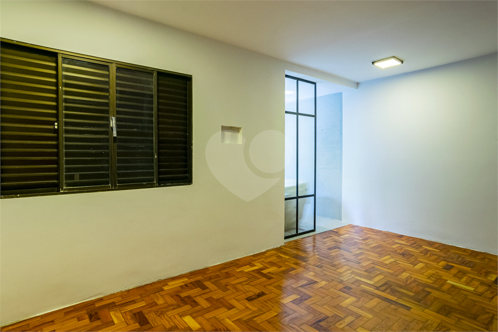 4 suítes em casa bacana na Vila Mariana. Para grandes famílias!!
