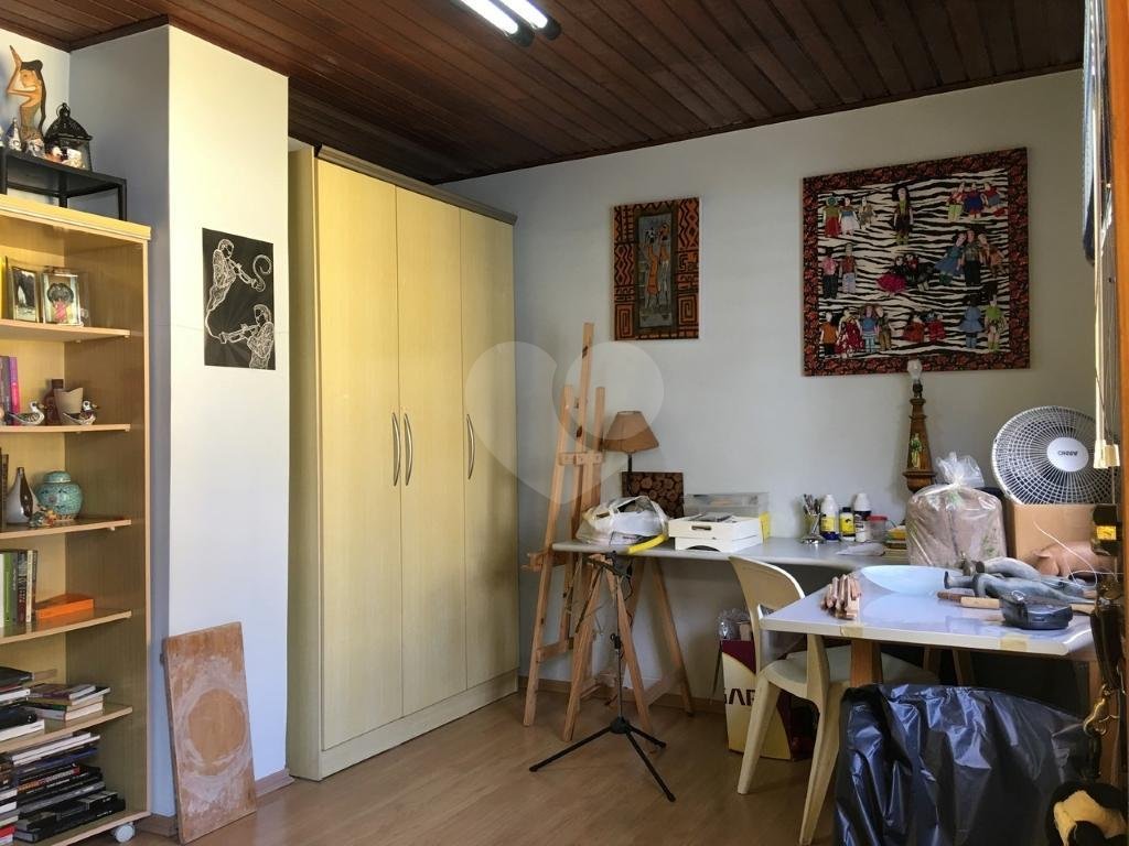 4 suítes em casa bacana na Vila Mariana. Para grandes famílias!!