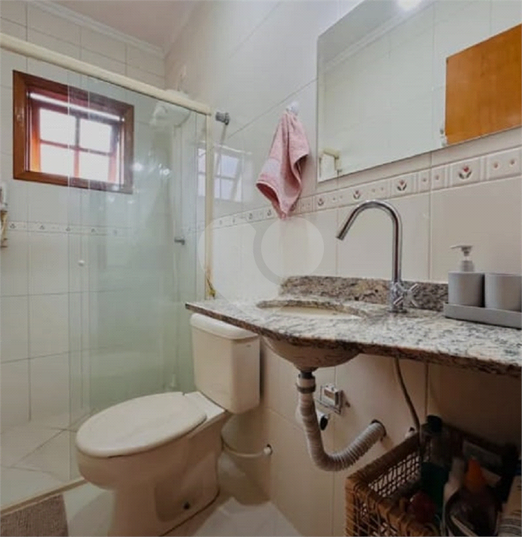 Sobrado no bairro de Sta Terezinha 