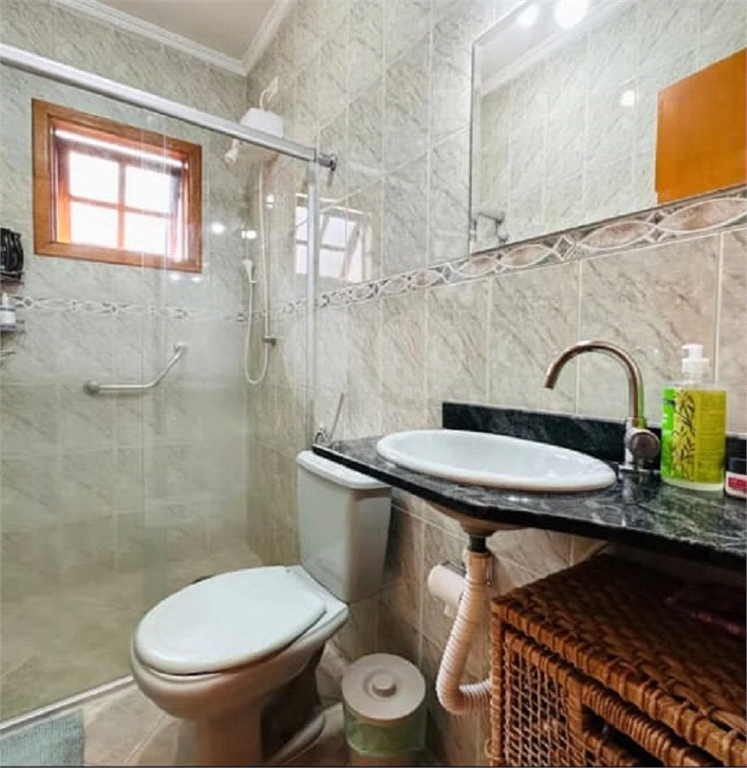 Sobrado no bairro de Sta Terezinha 