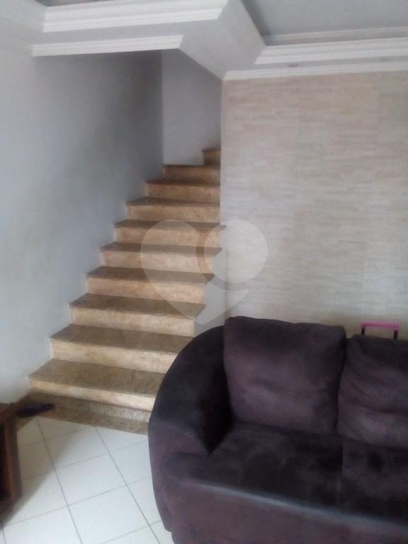 Sobrado  em  condominio