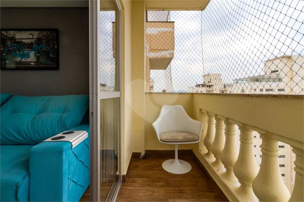 Apartamento Duplex na Freguesia do Ó repleto de armários, todo reformado