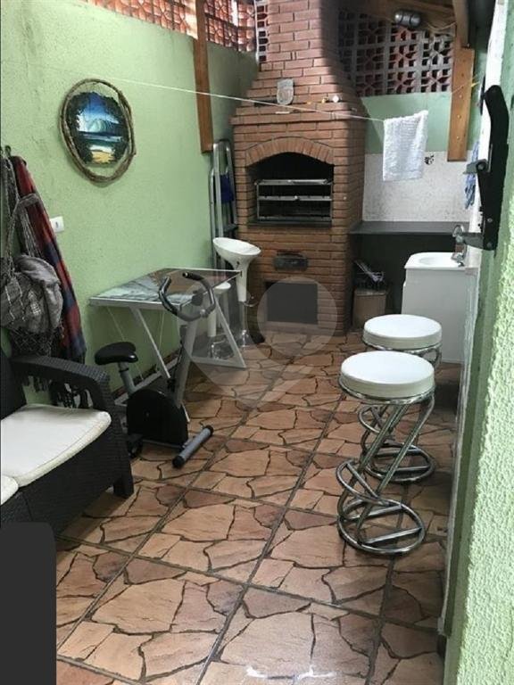 Sobrado no bairro do Jaçanã com 3 dormitórios sendo todos suítes