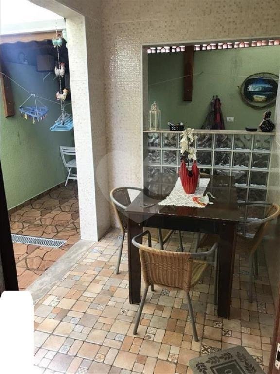 Sobrado no bairro do Jaçanã com 3 dormitórios sendo todos suítes