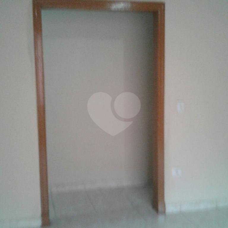 APARTAMENTO em SANTANA