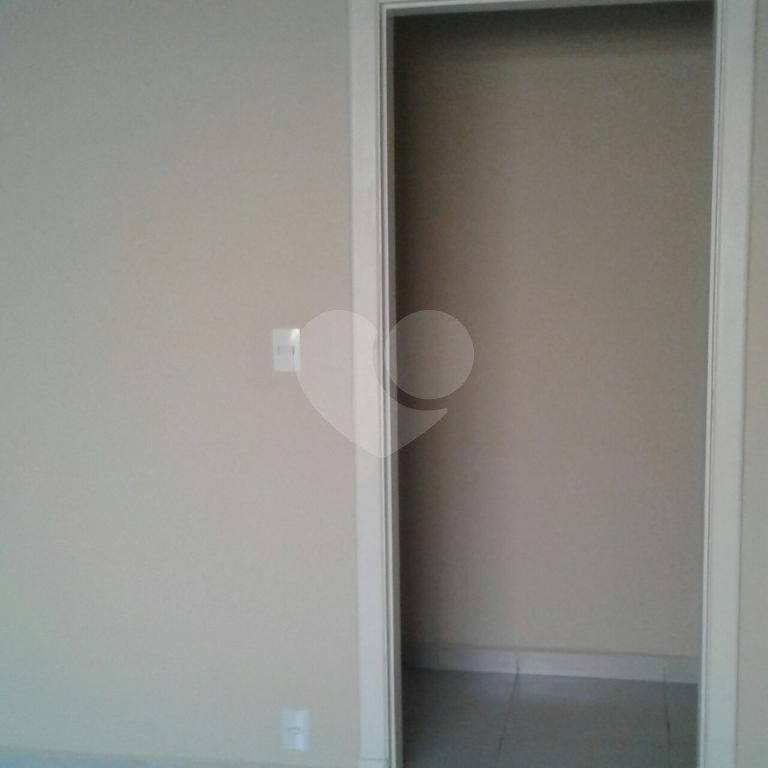 APARTAMENTO em SANTANA