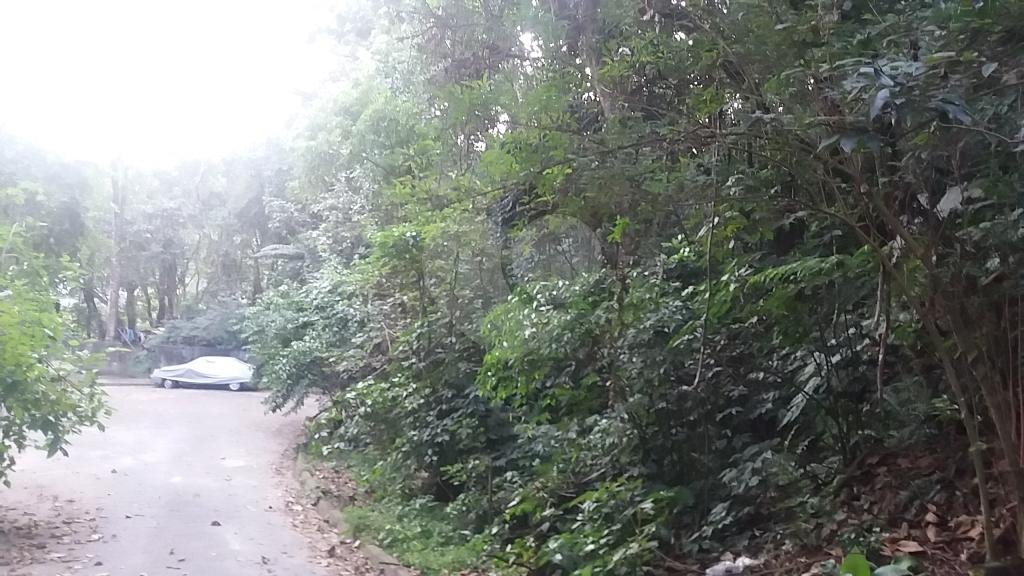 EXCELENTE OPORTUNIDADE PARA CONSTRUÇÃO DE ALTO PADRÃO