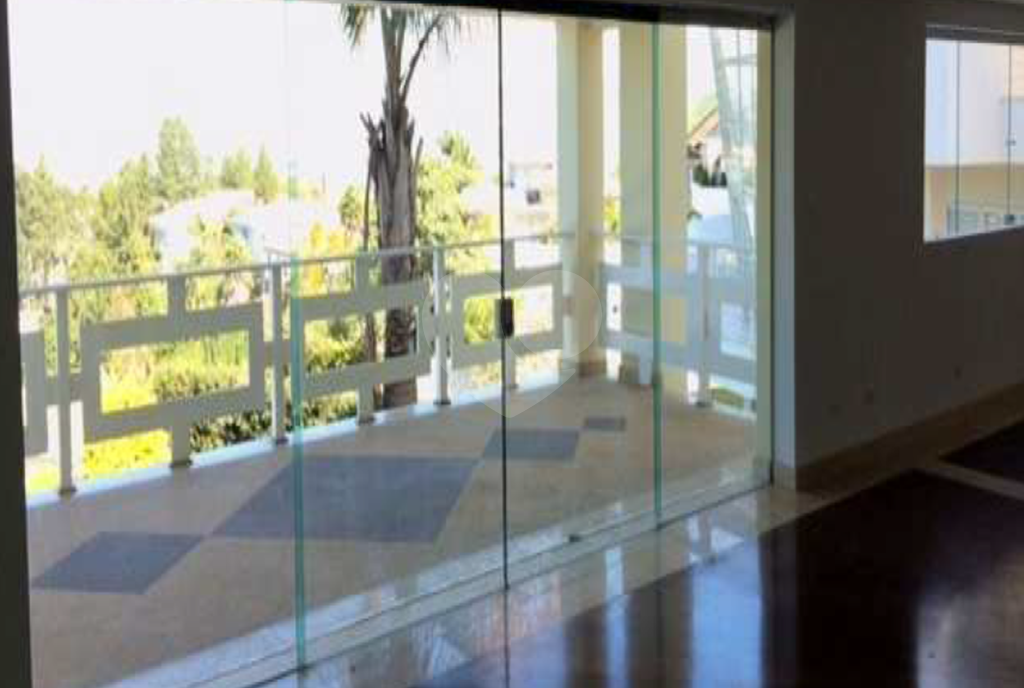 Linda casa com sofisticação, conforto e lazer. Salas e Terraços com vistas deslumbrantes.