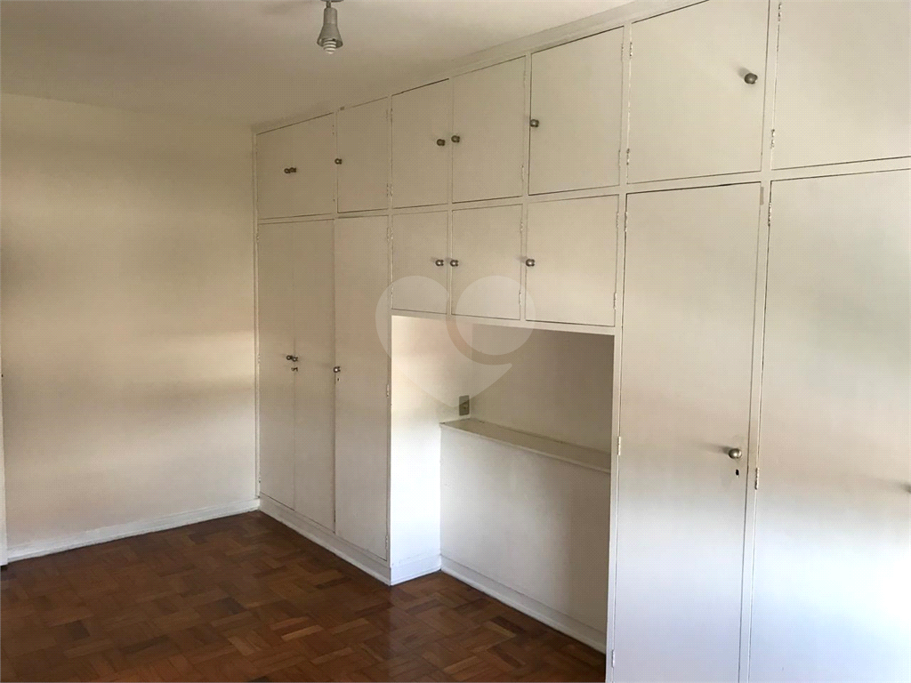 Apartamento à venda em Perdizes – Espaçoso e Bem Localizado