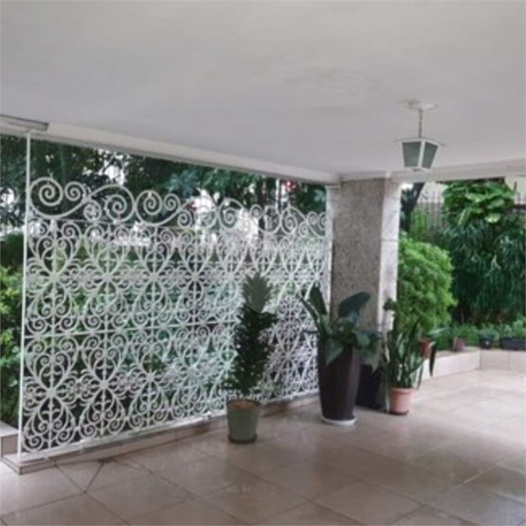 Apartamento em Santana com 68 metros quadrados de área útil.