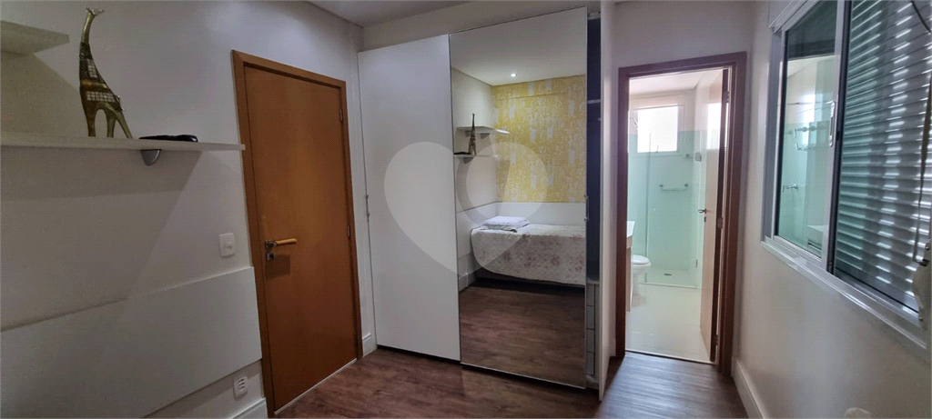 Apartamento totalmente Mobiliado na Região Santa Terezinha Imperdível,, com 3 suítes, 3 vagas de gar