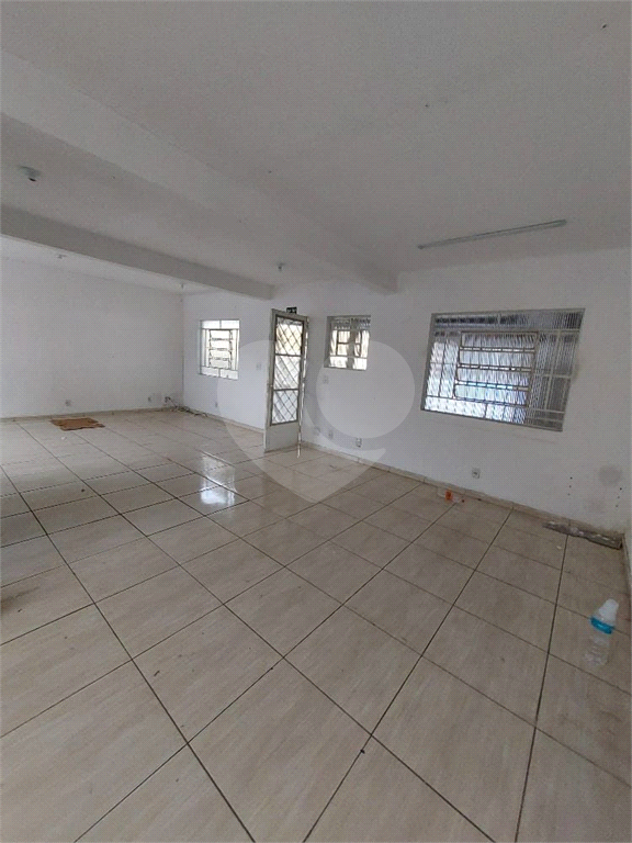 Galpão na Freguesia do Ó com 400 metros quadrados,  pé direito 7 metros, 