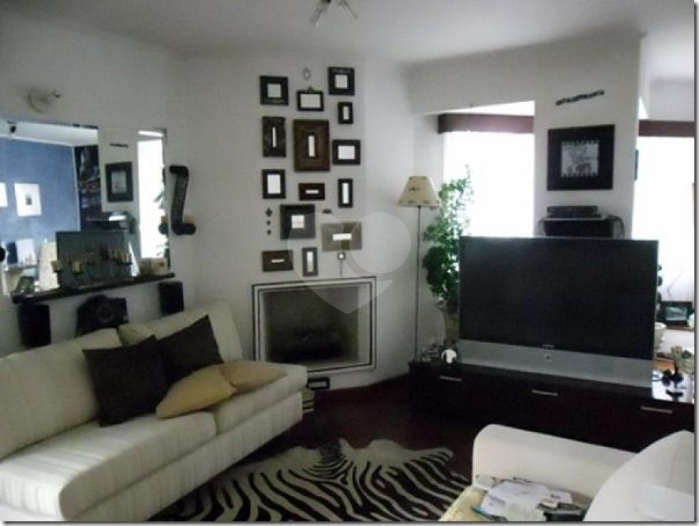 APARTAMENTO em JARDIM SUL