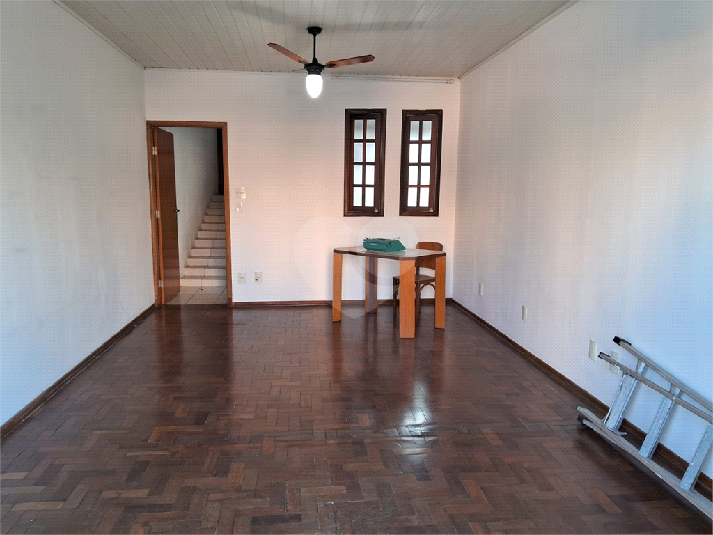 Sobrado à venda com 6 quartos, 260m² - Foto 42