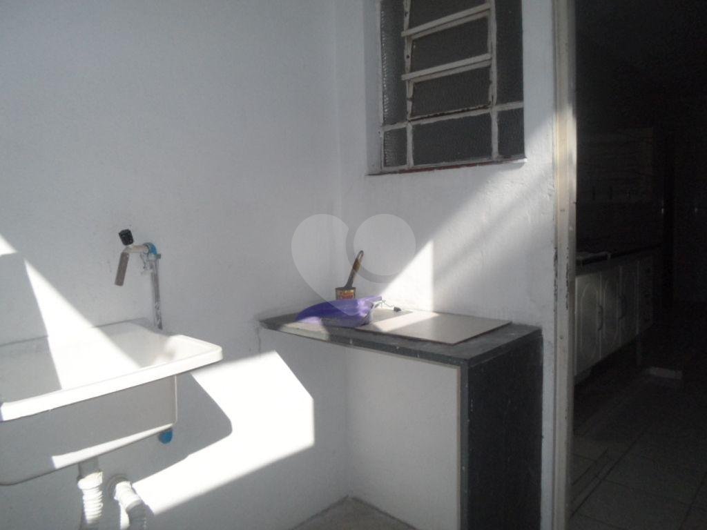 Sobrado à venda com 6 quartos, 260m² - Foto 26