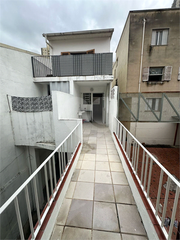 Sobrado à venda com 6 quartos, 260m² - Foto 38