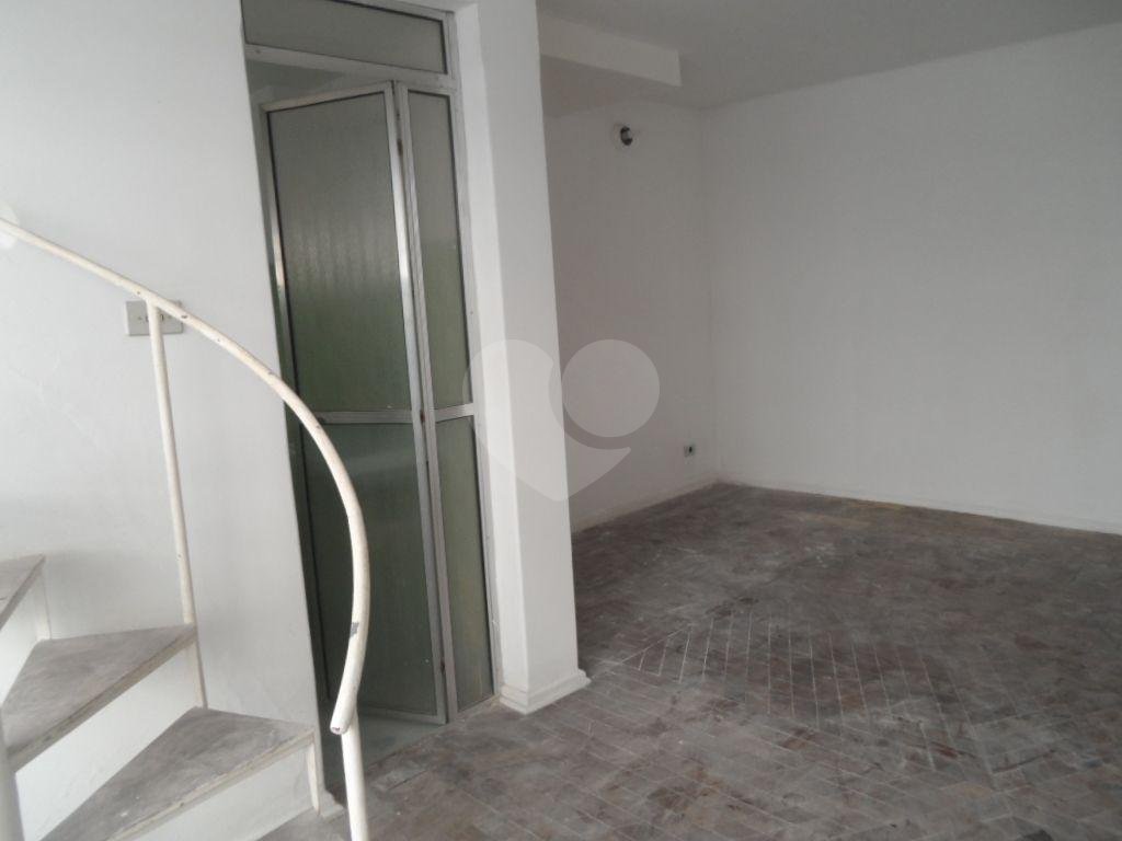 Sobrado à venda com 6 quartos, 260m² - Foto 15