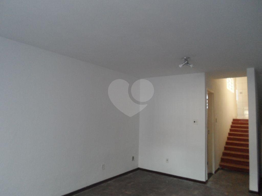 Sobrado à venda com 6 quartos, 260m² - Foto 5