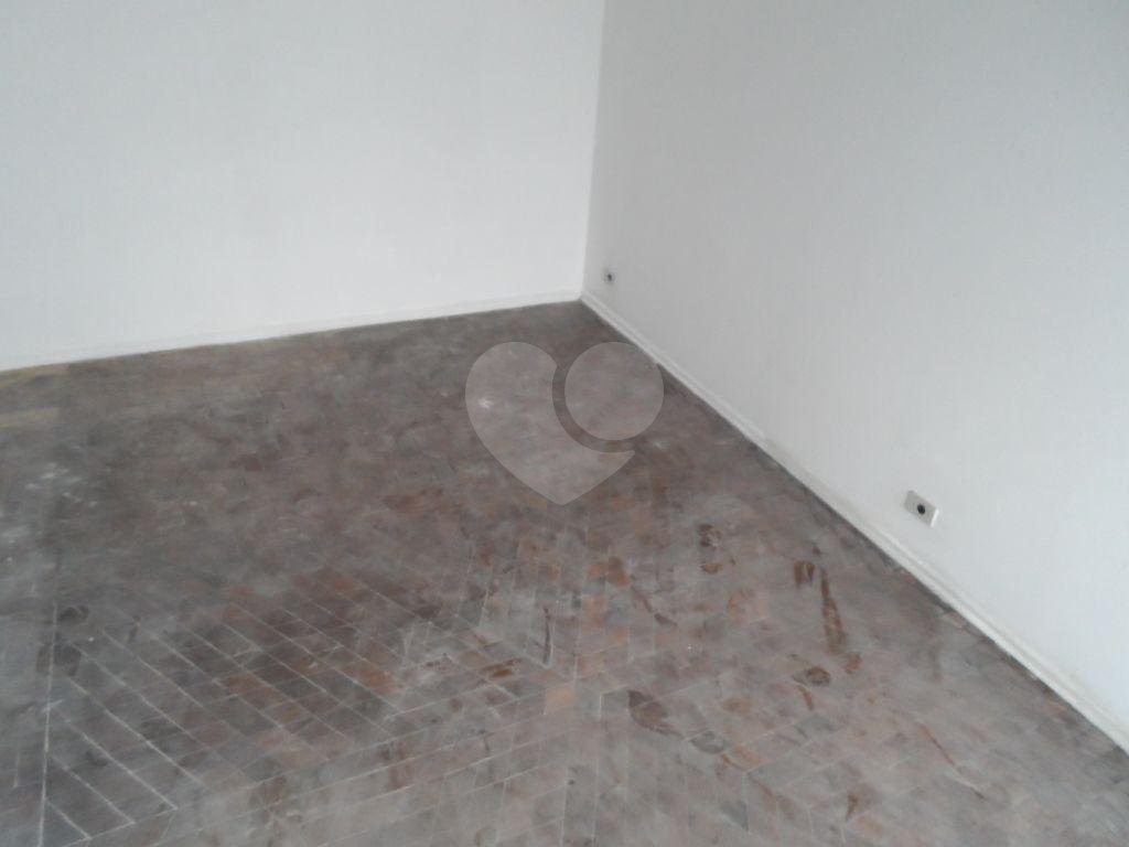 Sobrado à venda com 6 quartos, 260m² - Foto 17