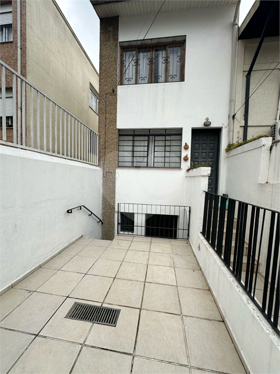 Sobrado à venda com 6 quartos, 260m² - Foto 47