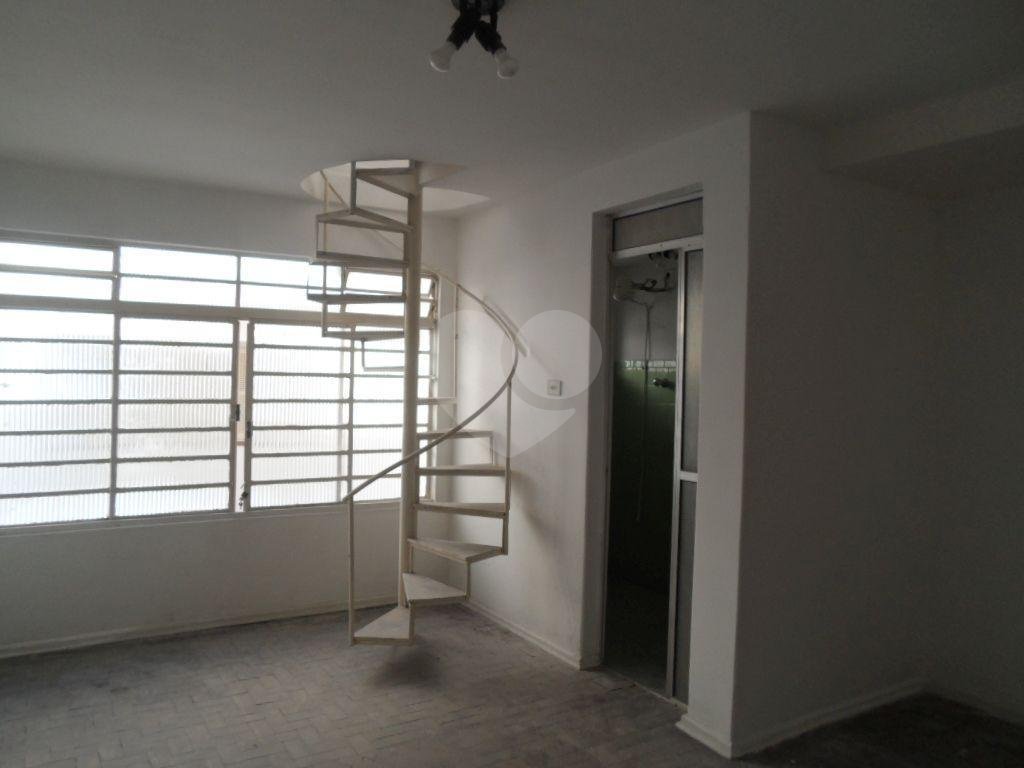 Sobrado à venda com 6 quartos, 260m² - Foto 16