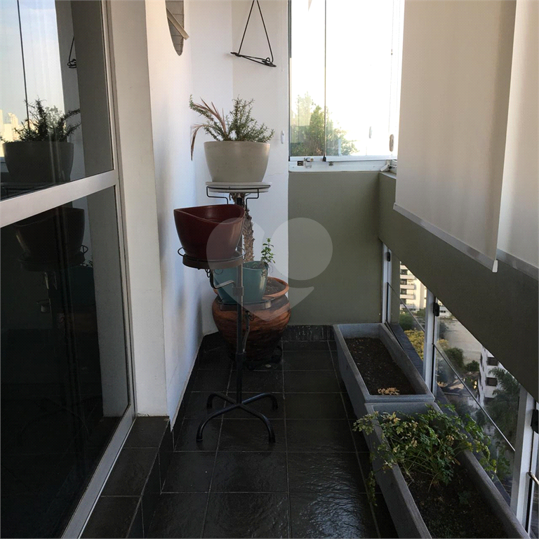 APARTAMENTO em TUCURUVI