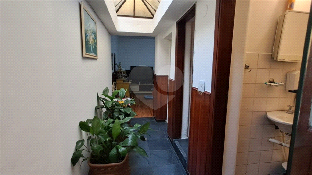 Sobrado à venda | 740 m² | 5 dormitórios (1 suíte) no Bom Retiro! 