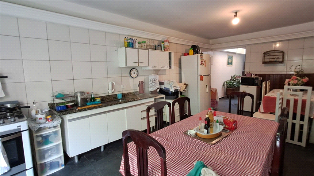 Sobrado à venda | 740 m² | 5 dormitórios (1 suíte) no Bom Retiro! 