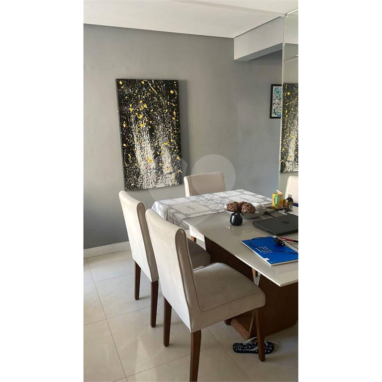 APARTAMENTO 2 DORMITORIOS, 1 VAGA, 60M VILA MASCOTE Oportunidade
