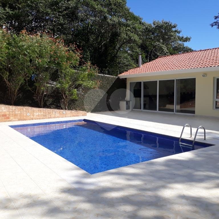 LINDA CASA NA SERRA DA CANTAREIRA