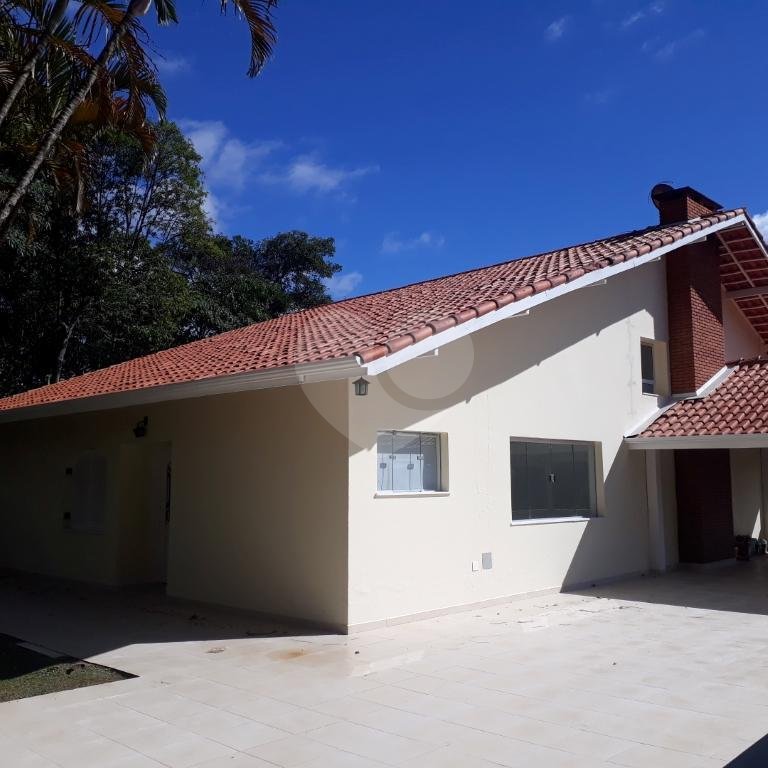 LINDA CASA NA SERRA DA CANTAREIRA