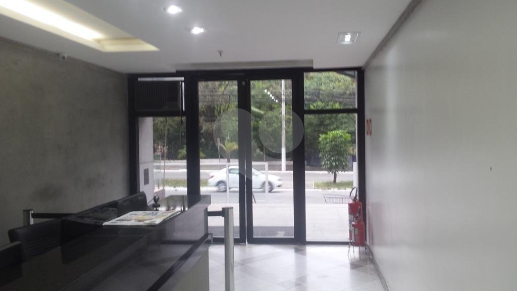 Sala comercial no Bom Retiro.