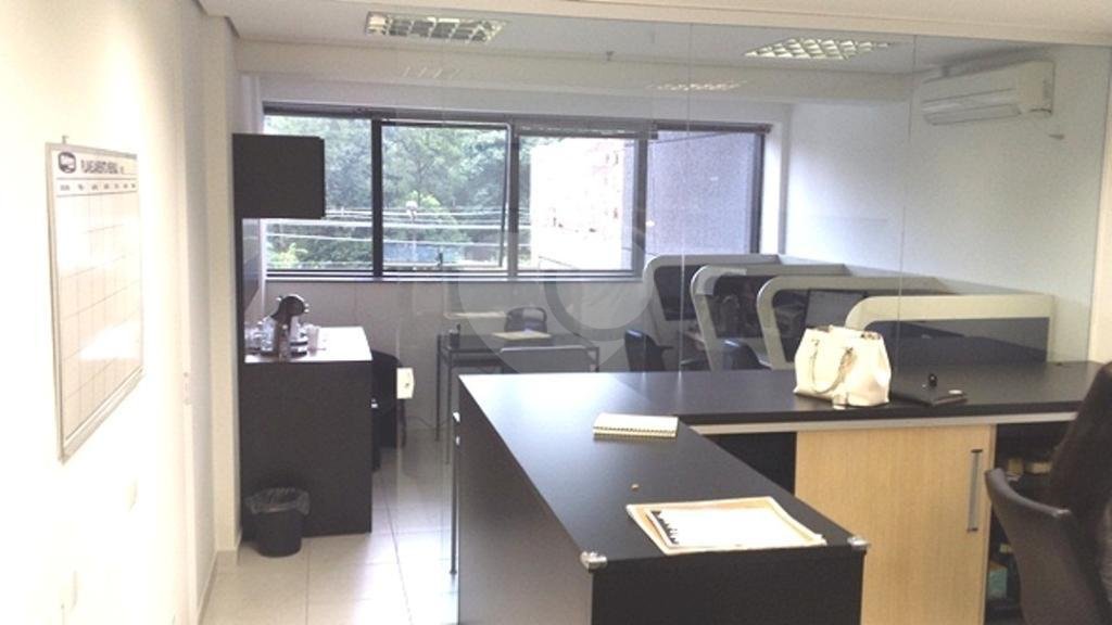 Sala comercial no Bom Retiro.