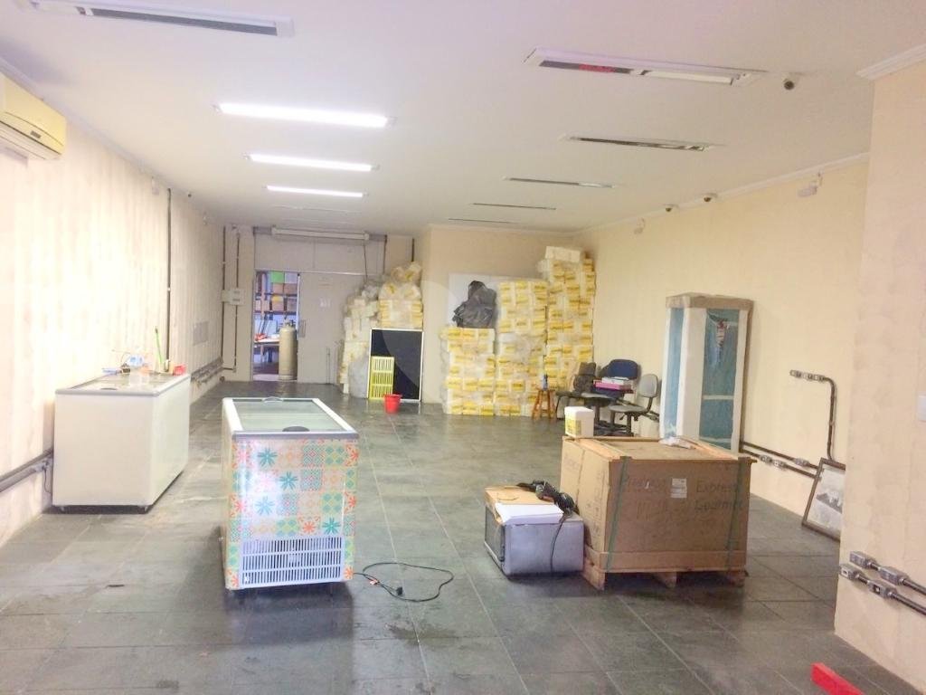 Excelente prédio comercial localizado na Vila Formosa com 592m