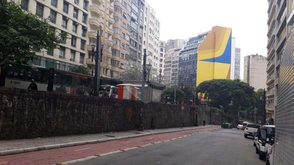 Sala Comercial Com 100 Metros de Área Útil no Centro Ao Lado da Viaduto do Chá e Metrô Anhangabaú!!!