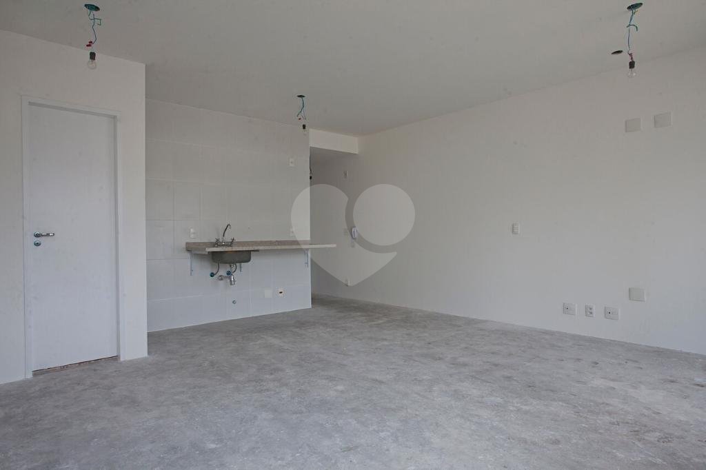 Novo loft com 46 m², lazer e serviços. Paraíso próximo de Metro.
