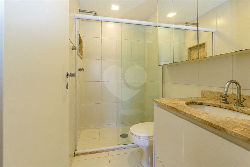 Novo loft com 46 m², lazer e serviços. Paraíso próximo de Metro.