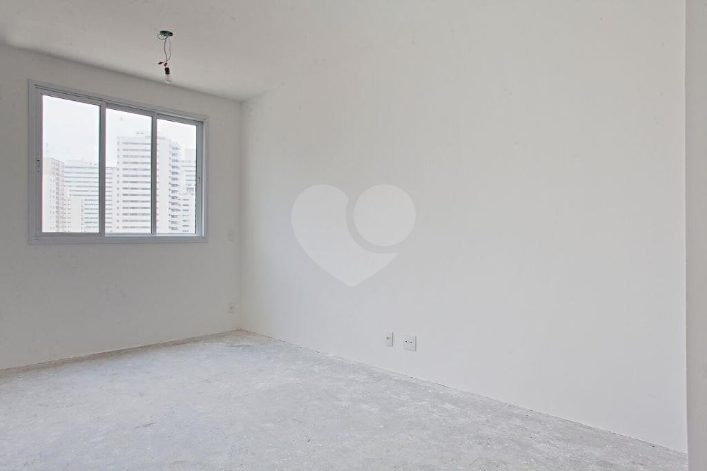 Novo loft com 46 m², lazer e serviços. Paraíso próximo de Metro.