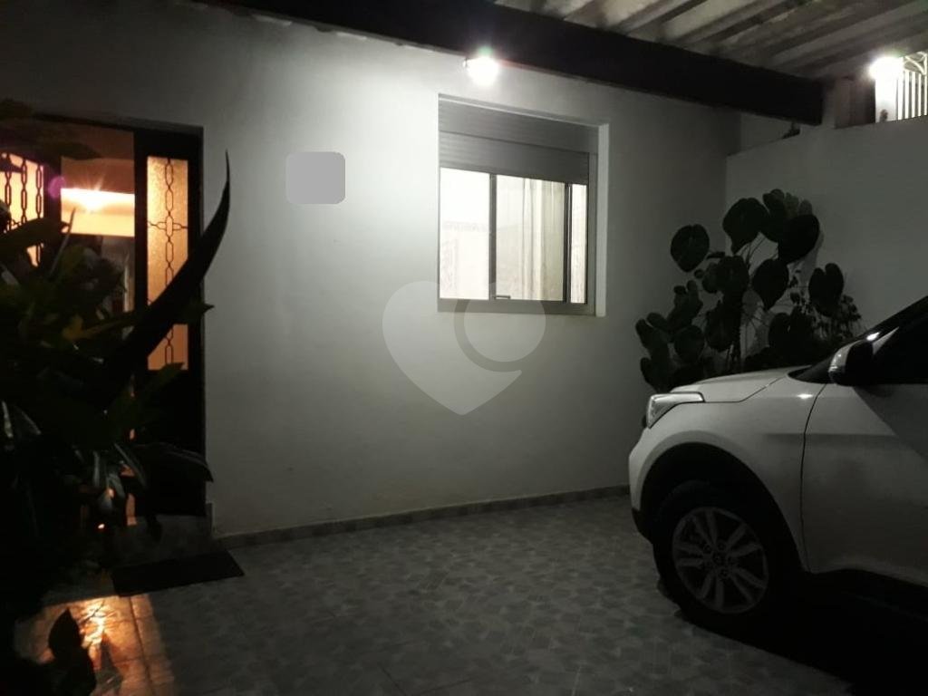 Casa térrea no bairro do Tremembé com 2 dormitórios e 2 vagas