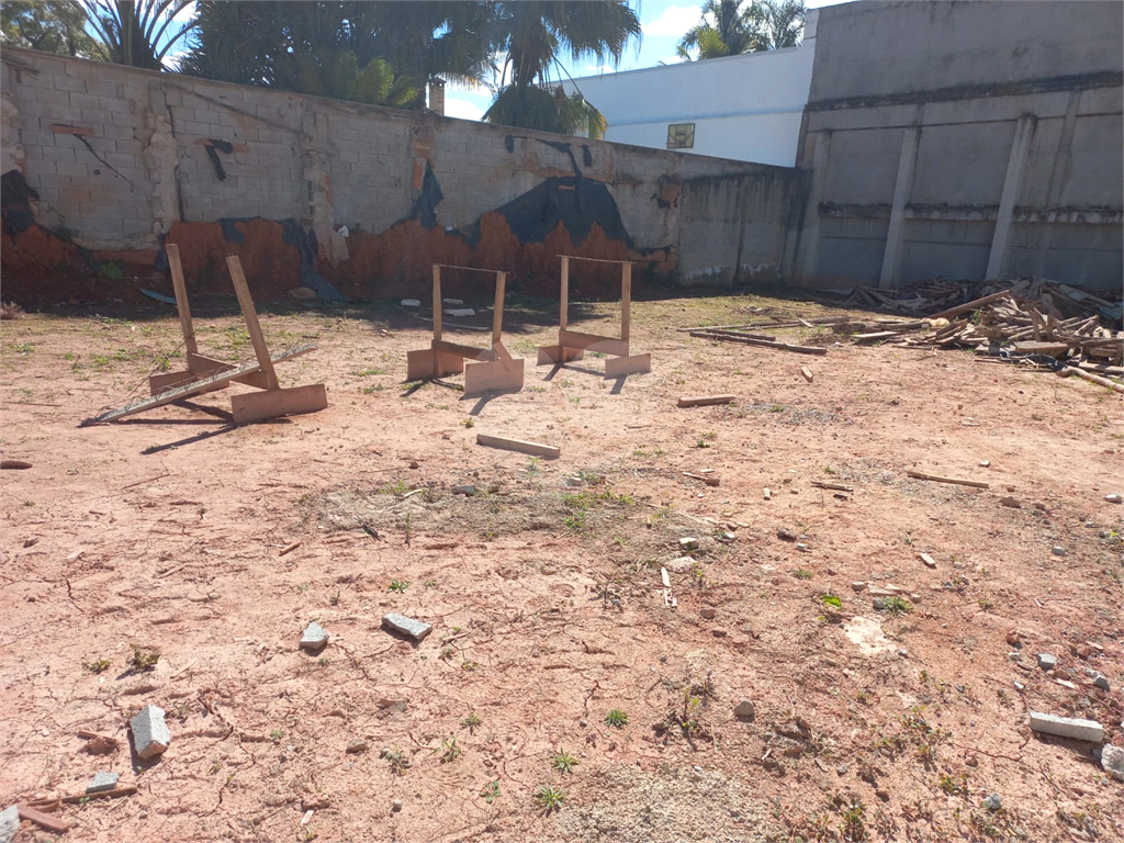 Terreno no bairro do Jardim Floresta com 732,50 metros sendo 14,65 x 50 ja pronto para construir!!