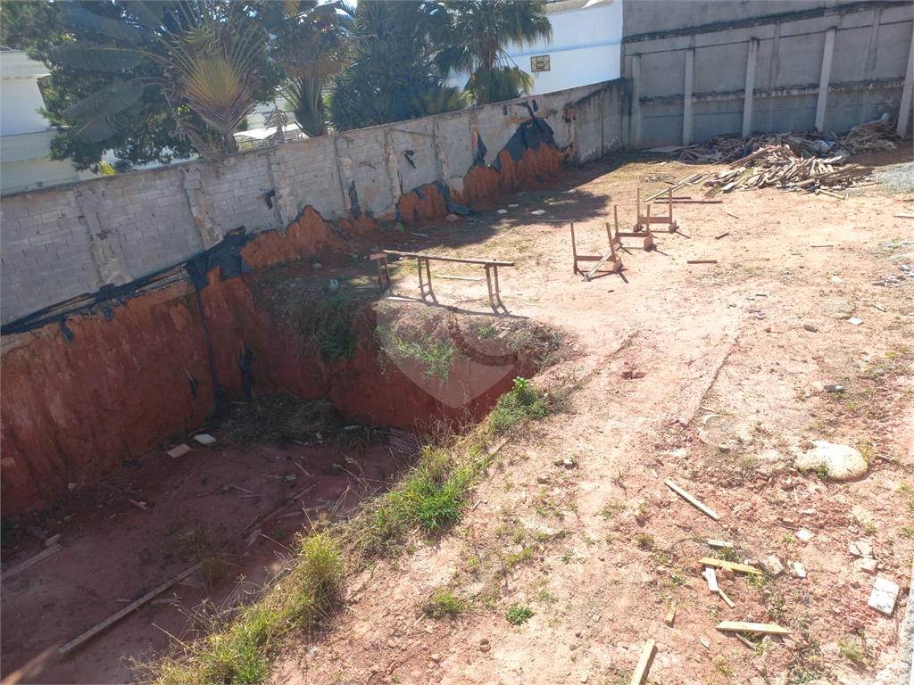 Terreno no bairro do Jardim Floresta com 732,50 metros sendo 14,65 x 50 ja pronto para construir!!