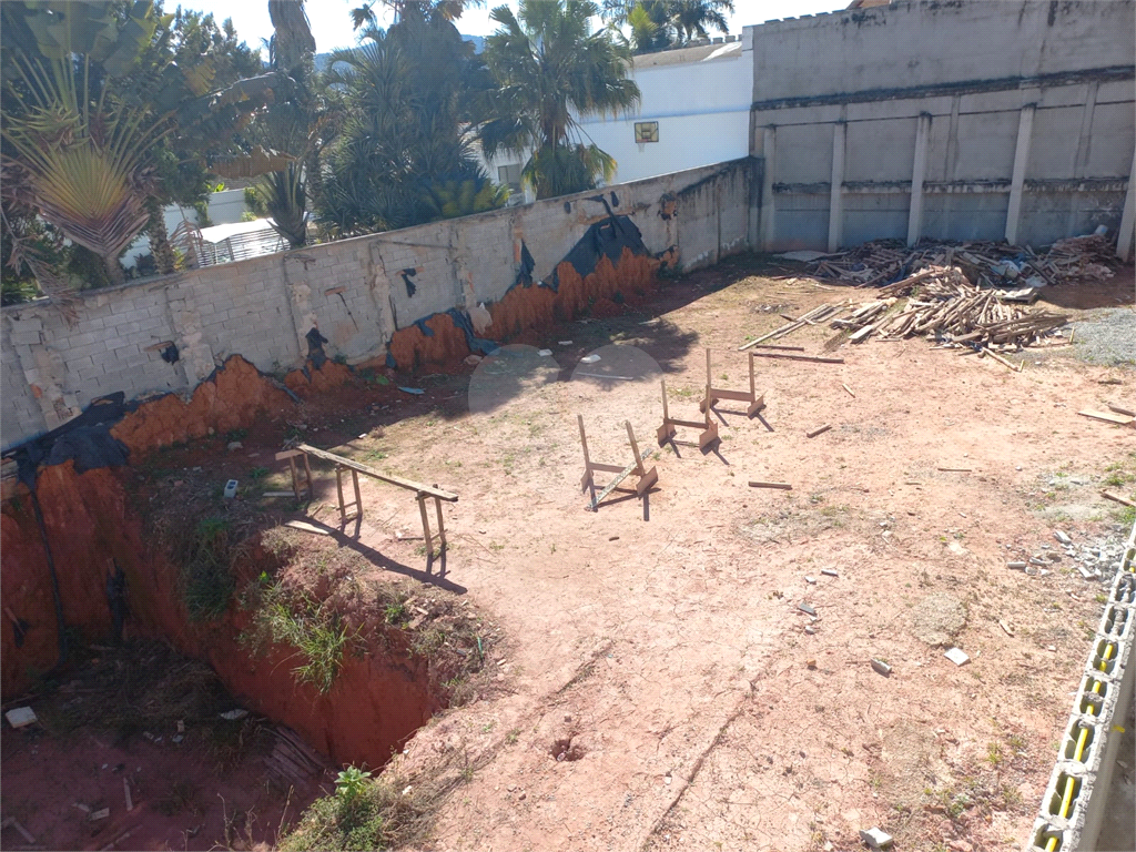 Terreno no bairro do Jardim Floresta com 732,50 metros sendo 14,65 x 50 ja pronto para construir!!