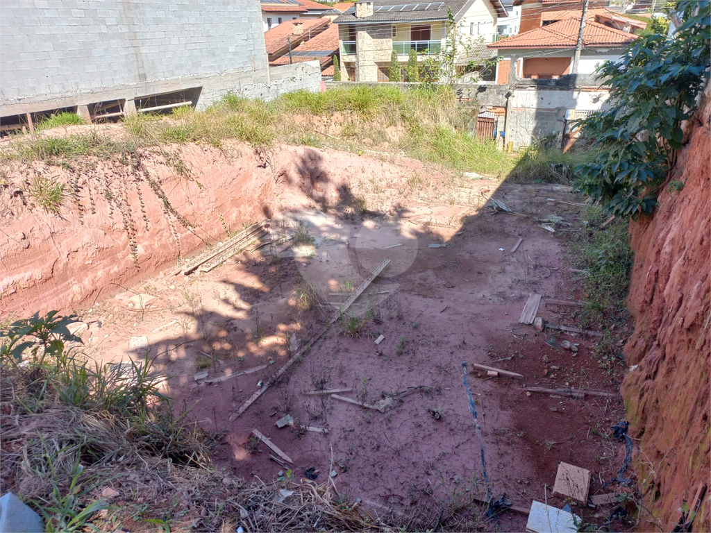 Terreno no bairro do Jardim Floresta com 732,50 metros sendo 14,65 x 50 ja pronto para construir!!