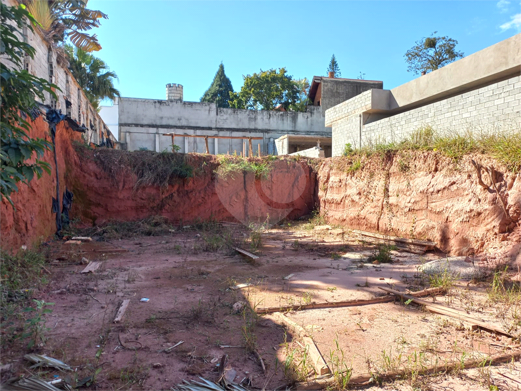 Terreno no bairro do Jardim Floresta com 732,50 metros sendo 14,65 x 50 ja pronto para construir!!
