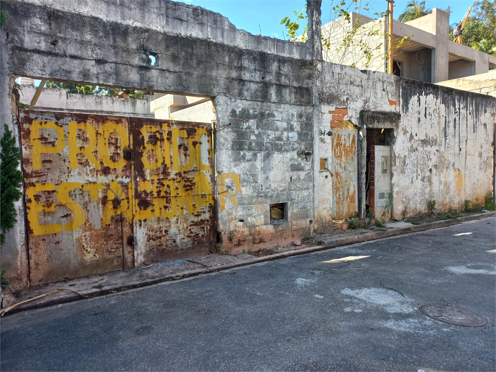 Terreno no bairro do Jardim Floresta com 732,50 metros sendo 14,65 x 50 ja pronto para construir!!